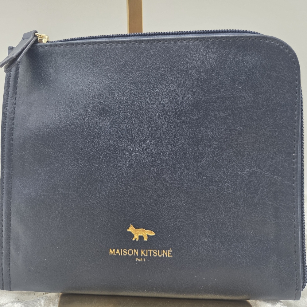Maison Kitsune Paris Passport Holder